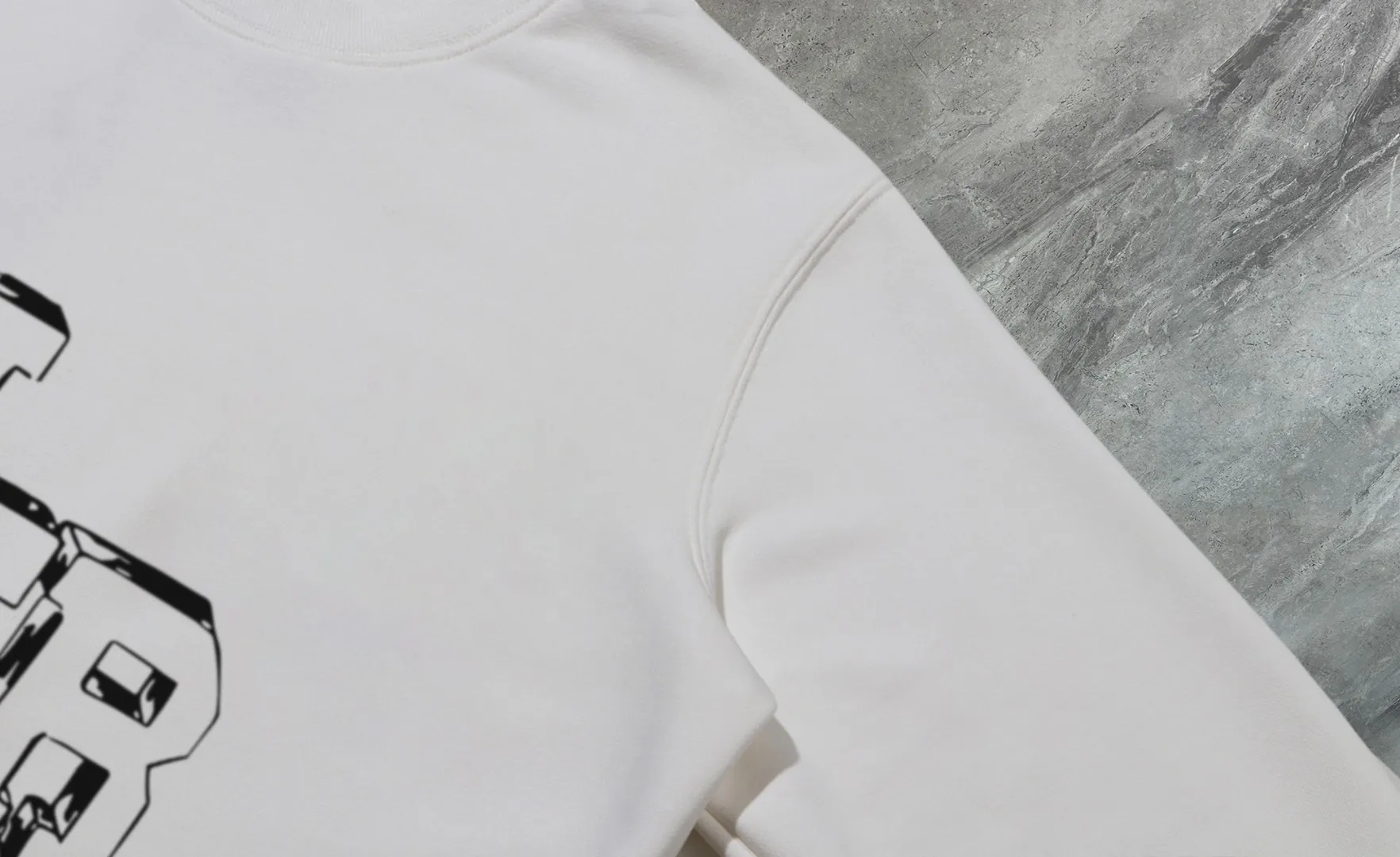 【 In Stock】 〖 𝐌𝐎𝐍𝐂𝐋𝐄𝐑~ 〗 440g ， 😎 ， ， Factory 2025 T ， ， Premium LOGO， Same Style ：Black White Size：S M L XL 2XL